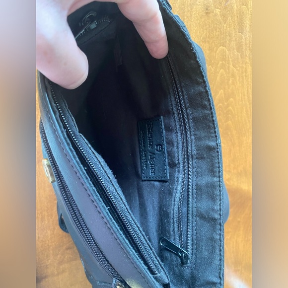 Etienne Aigner black shoulder bag - Picture 4 of 6